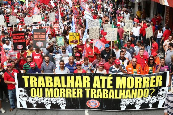 Trabalhadores brasileiros contra Reforma da Previdência de jair bolsonaro