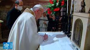 Papa Francisco assina encíclica sobre a fraternidade