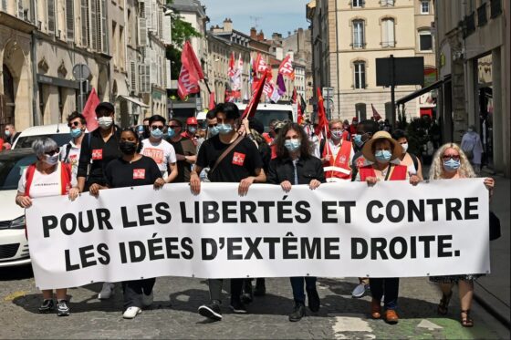 A segunda cabeça da extrema-direita francesa