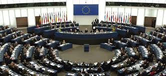 Parlamento Europeu chega a acordo sobre diretiva de trabalho nas plataformas digitais